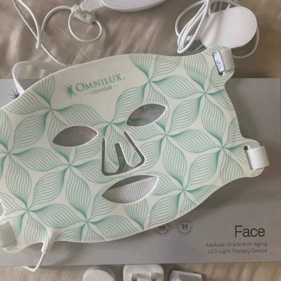 Omnilux Other - Omnilux Contour LED Light Therapy Mask - White and Green